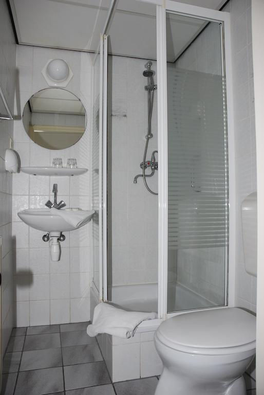 Bed and Breakfast Bed And No Breakfast Joy à Noordwijk Chambre photo